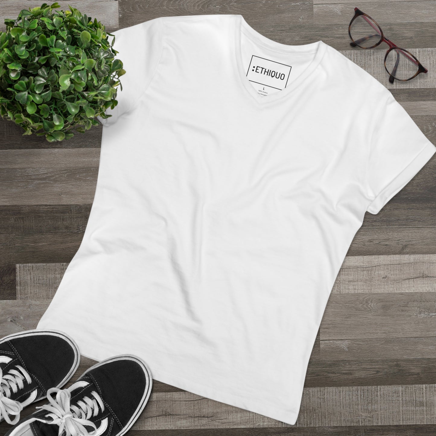 Men’s V-neck (ETHIQUO)